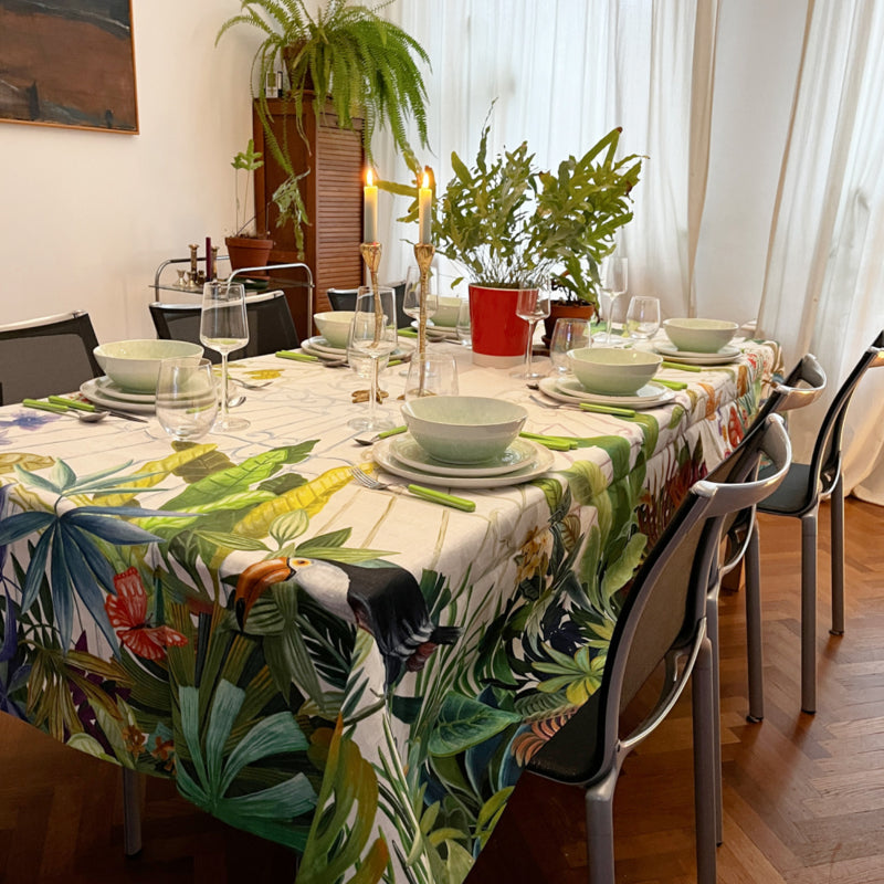Linnen tafelkleed Naif met tropische flora en fauna | 170 x 270 cm