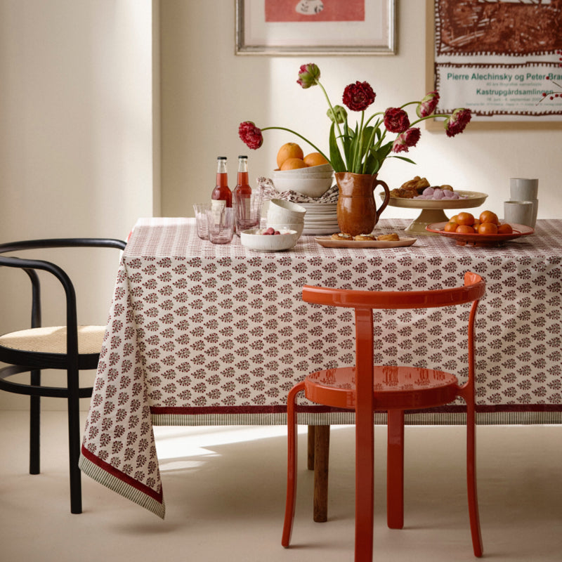 Bungalow blokprint tafelkleed Samira Scarlet, rood, lichtgrijs 1.50 x 2,50 m