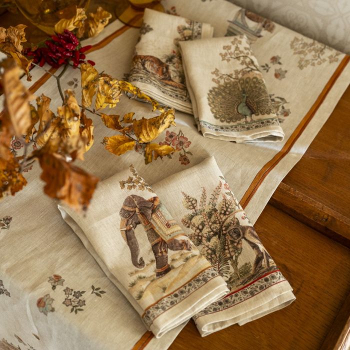 Mudra tafelloper en tafelkleden met ingekleurde gravure 'Indiase paleistuin', linnen, kies je formaat