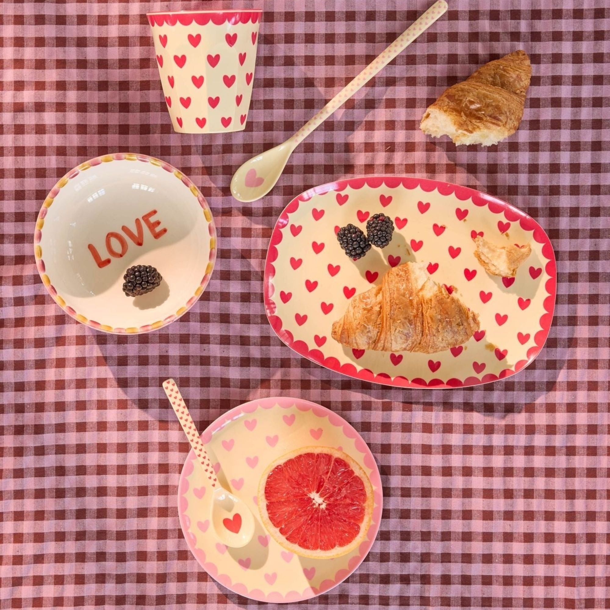 Rice klein rechthoekig bordje 'favorite hearts' rood, 23 x 16,5 cm