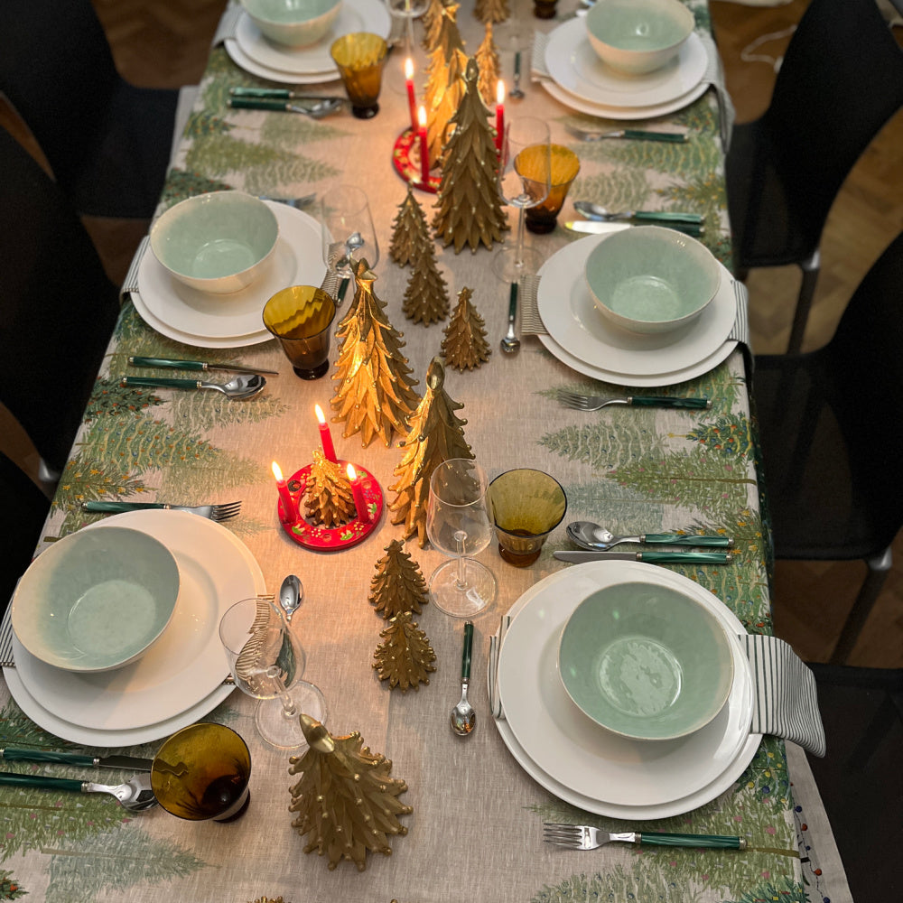 Fairy Trees linnen kersttafelkleed en loper met magisch mooi versierde kerstbomen, kies je formaat