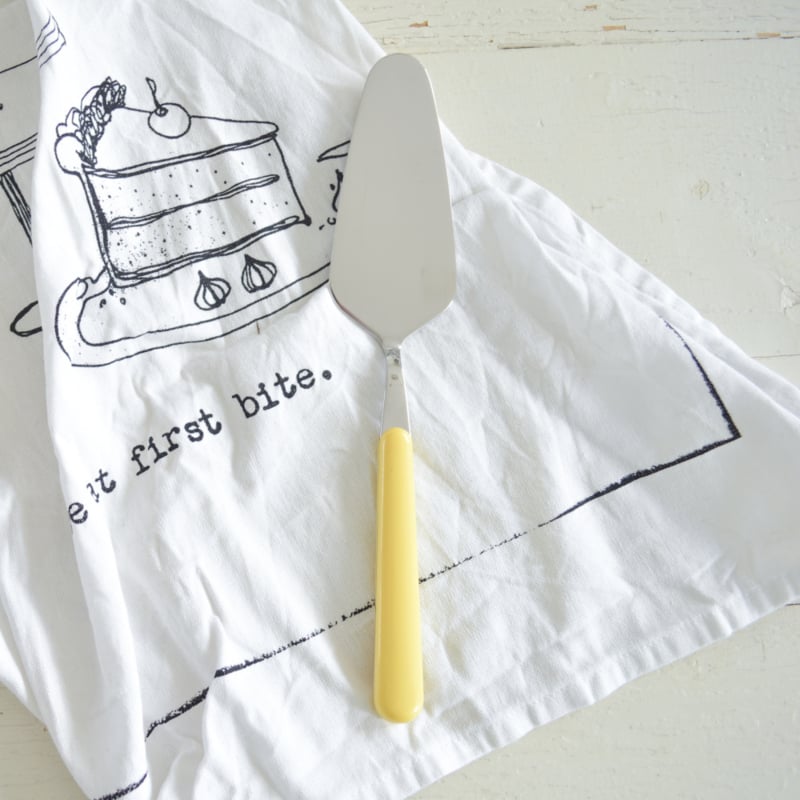 Brio lichtgeel, taartschep | 24 cm