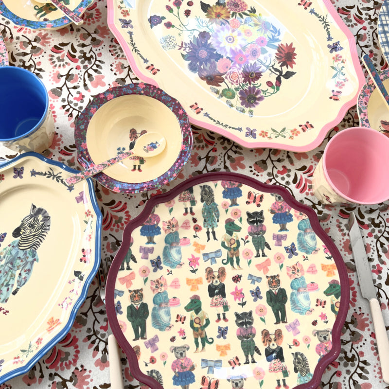 Rice * Nathalie Lété melamine dinerbord met bordeaux rand | 27,5 cm