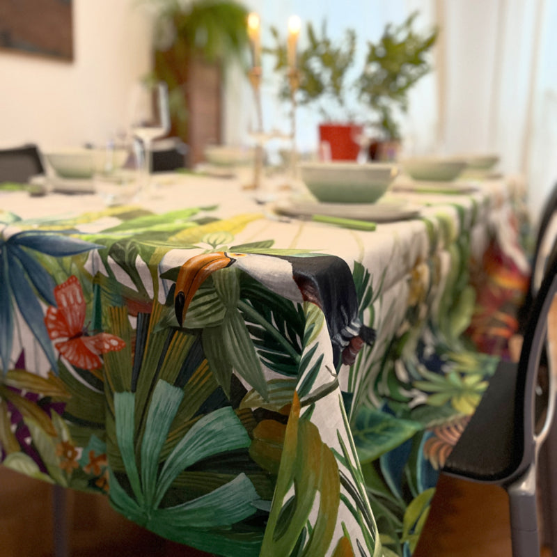 Linnen tafelkleed Naif met tropische flora en fauna | 170 x 270 cm