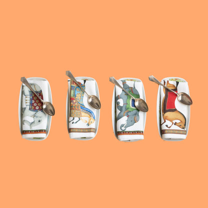 Barnum linnen tafelkleden en loper met olifanten en paarden langs de rand, kies je formaat