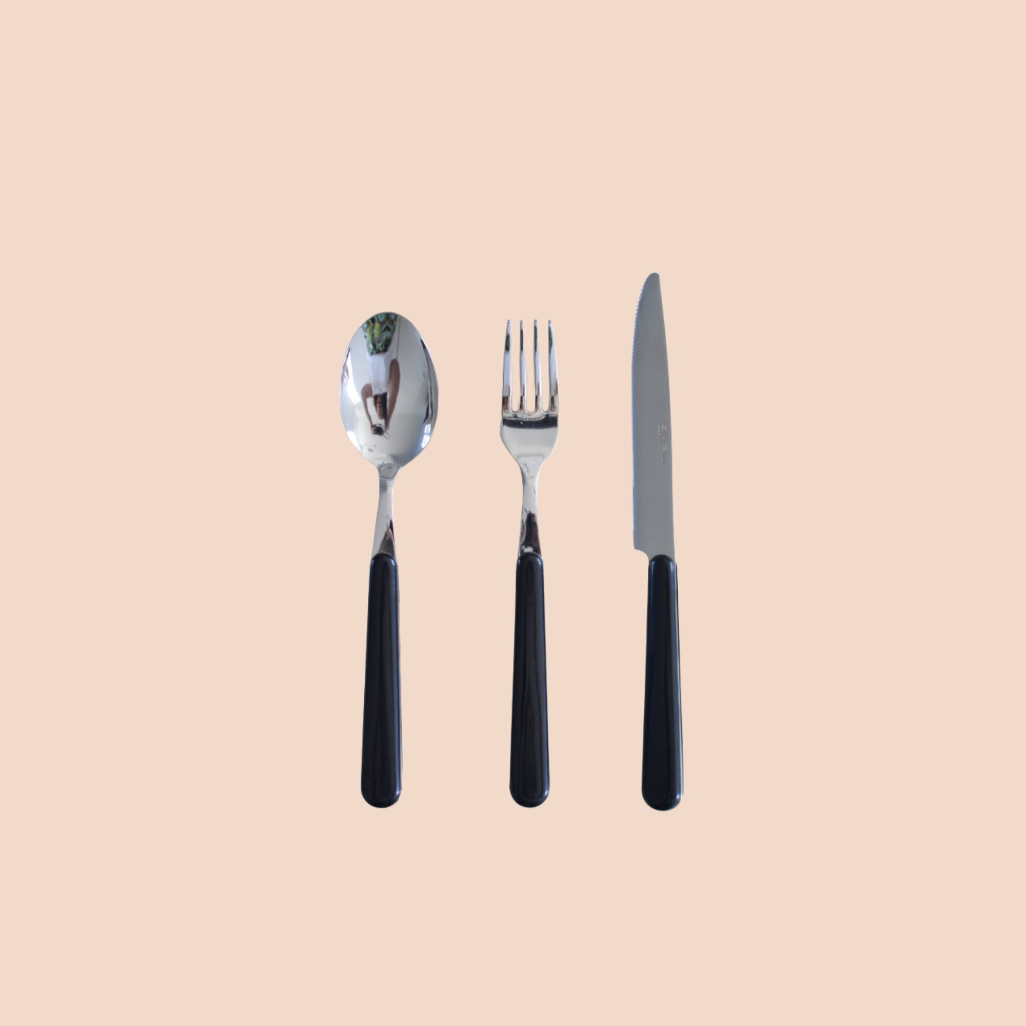Brio zwart ontbijtbestek, set 18-delig (kleurcode 1)