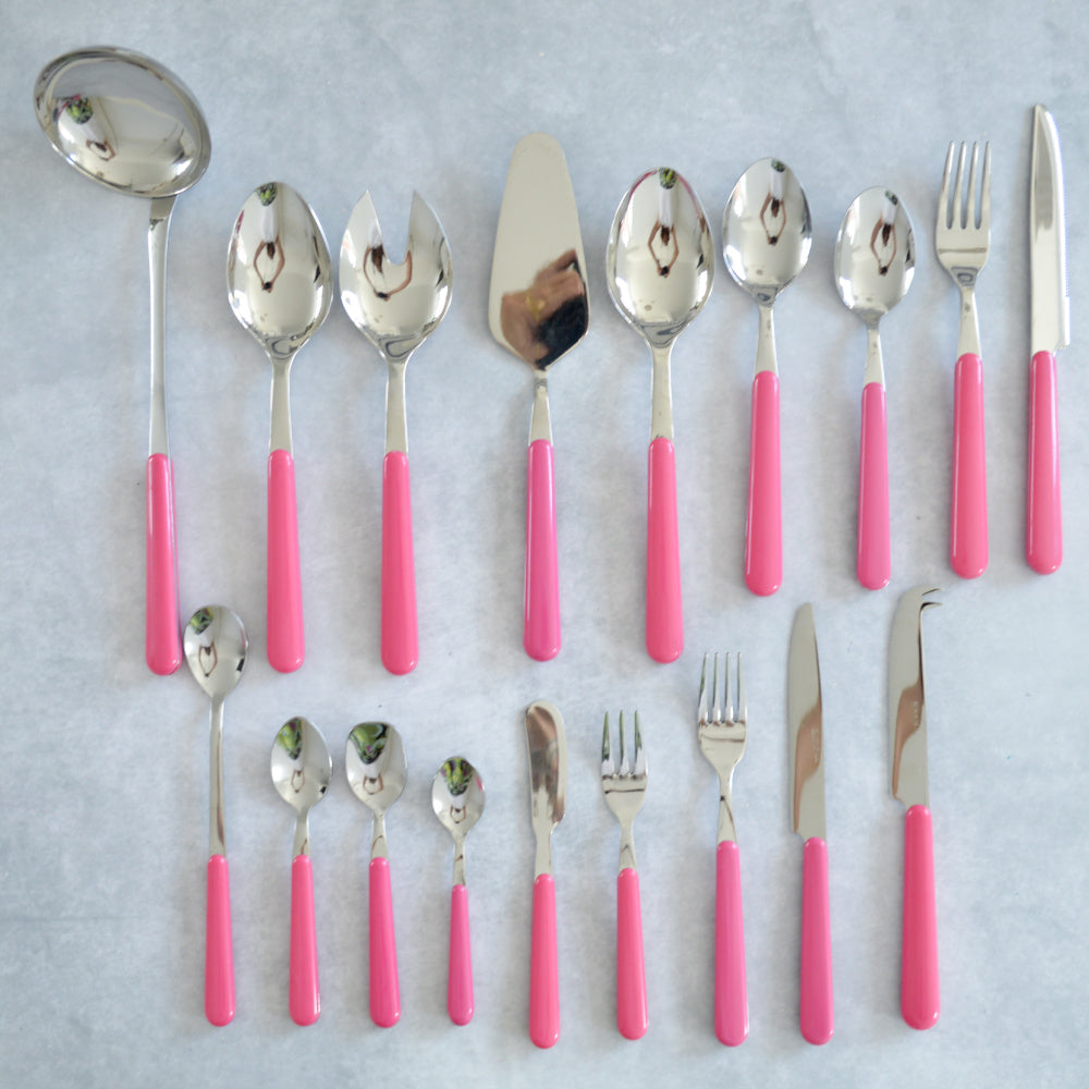 Brio ontbijtmessen: fuchsia, lichtroze, lichtgeel, donkerblauw