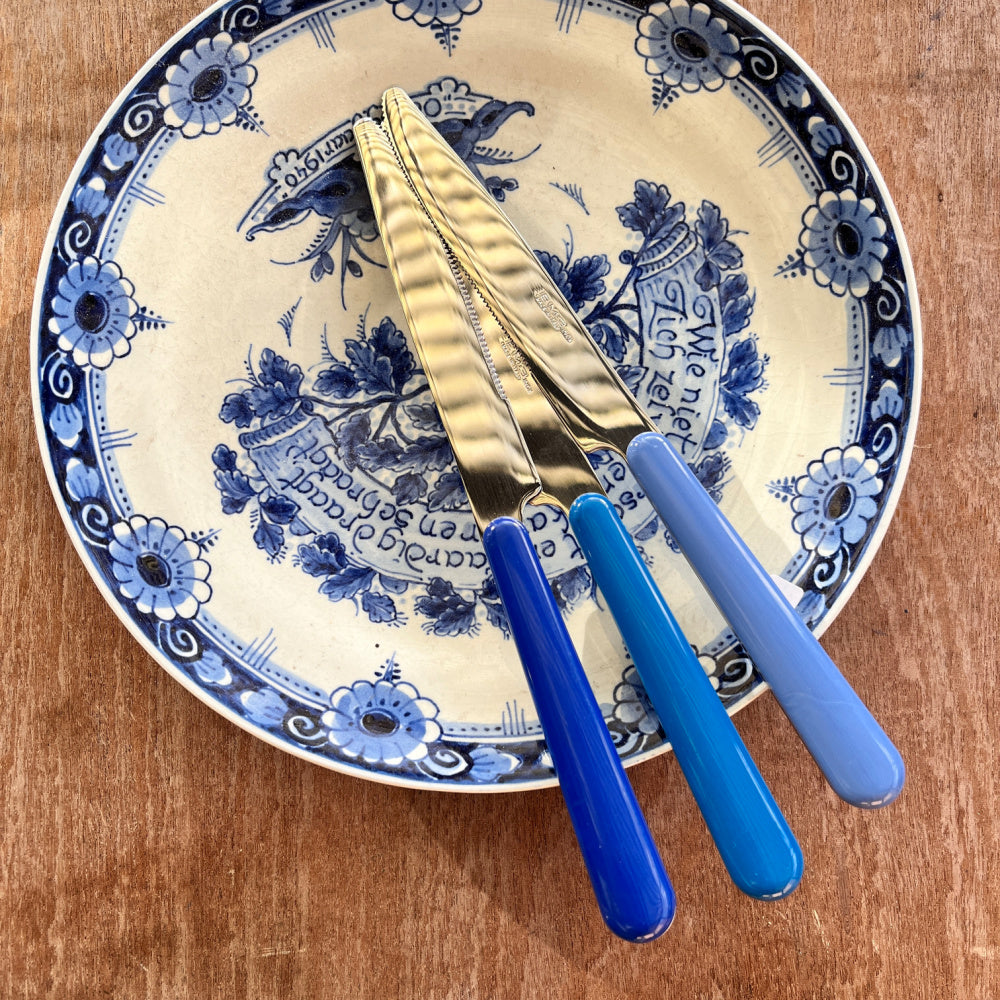 Brio middenblauw, dinermes | 22 cm