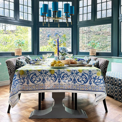 Cetara tafelkleden en loper à la Amalfi kust met citroenen en blauwe krullen, kies je formaat