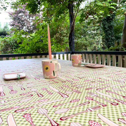 Eggy tafelkleed groen en roze met bestek | 135 x 230