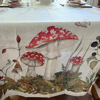 Grifola linnen tafelkleed en loper met paddenstoelen, kies je formaat
