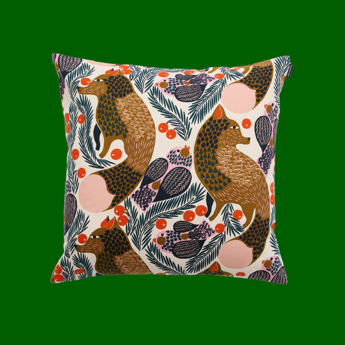 Marimekko Ketunmarja kussenhoes in bruin, groen, rood, roze | 50 x 50 cm