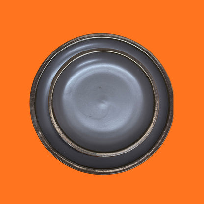 Siaki servies Mat met bronzen rand ontbijtborden Ø20,5 cm. Taupe, donkerblauw of petrol