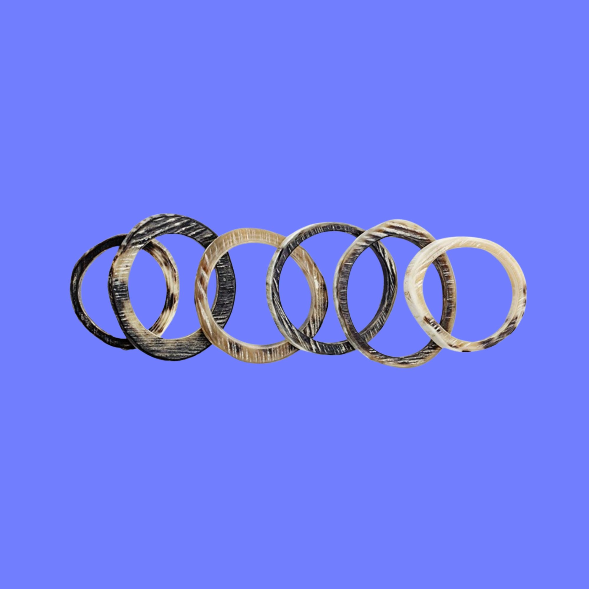 Hornvarefabrikken smalle servetring van hoorn ongepolijst