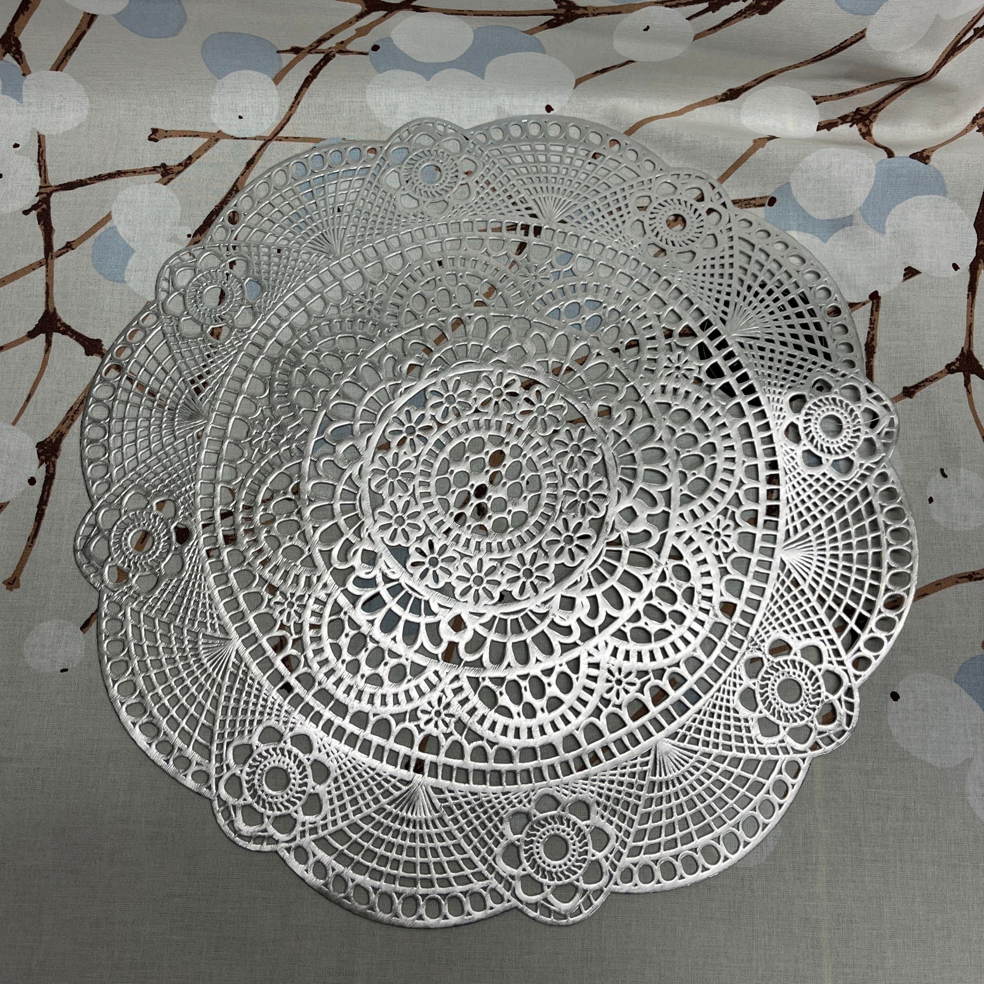 Placemats Doily zilver of zwart, rond, 6 stuks