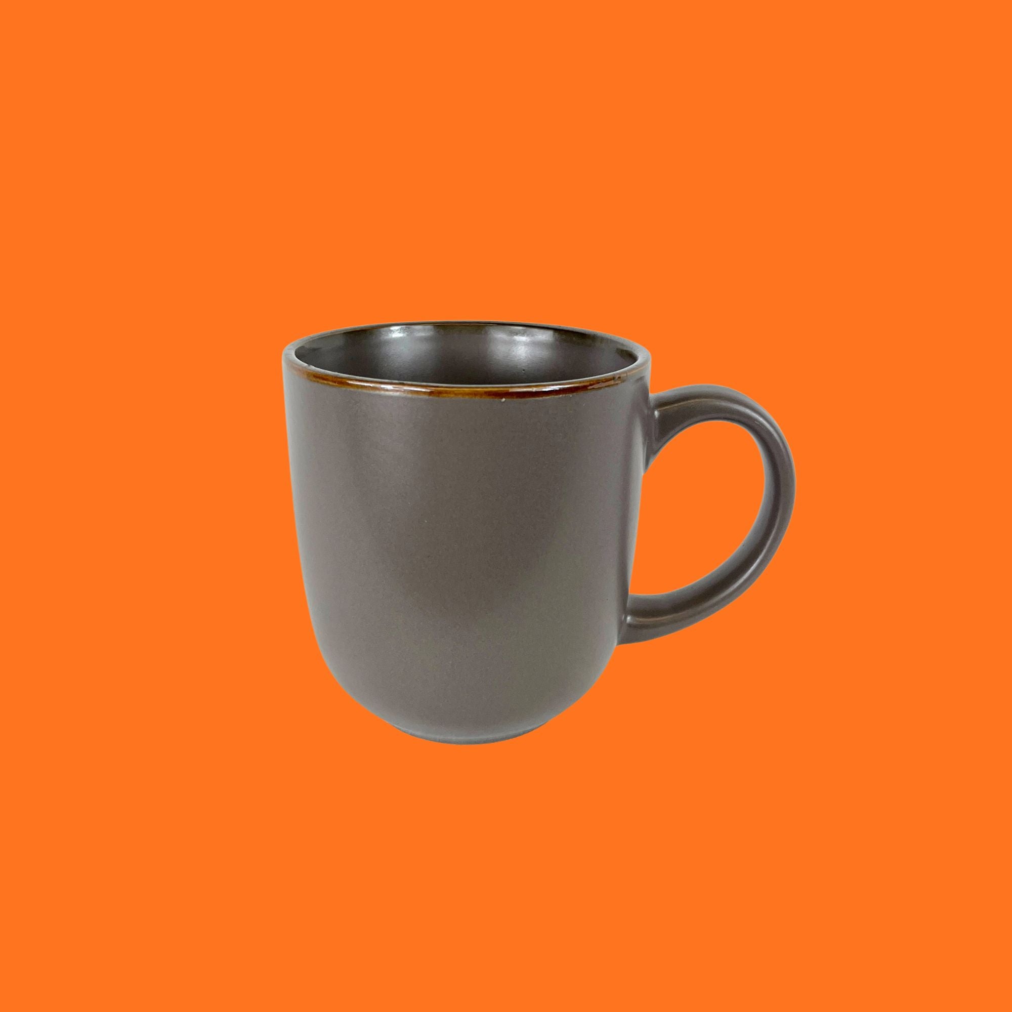 Siaki servies Mat met bronzen rand mokken. Taupe, donkerblauw, zwart of petrol