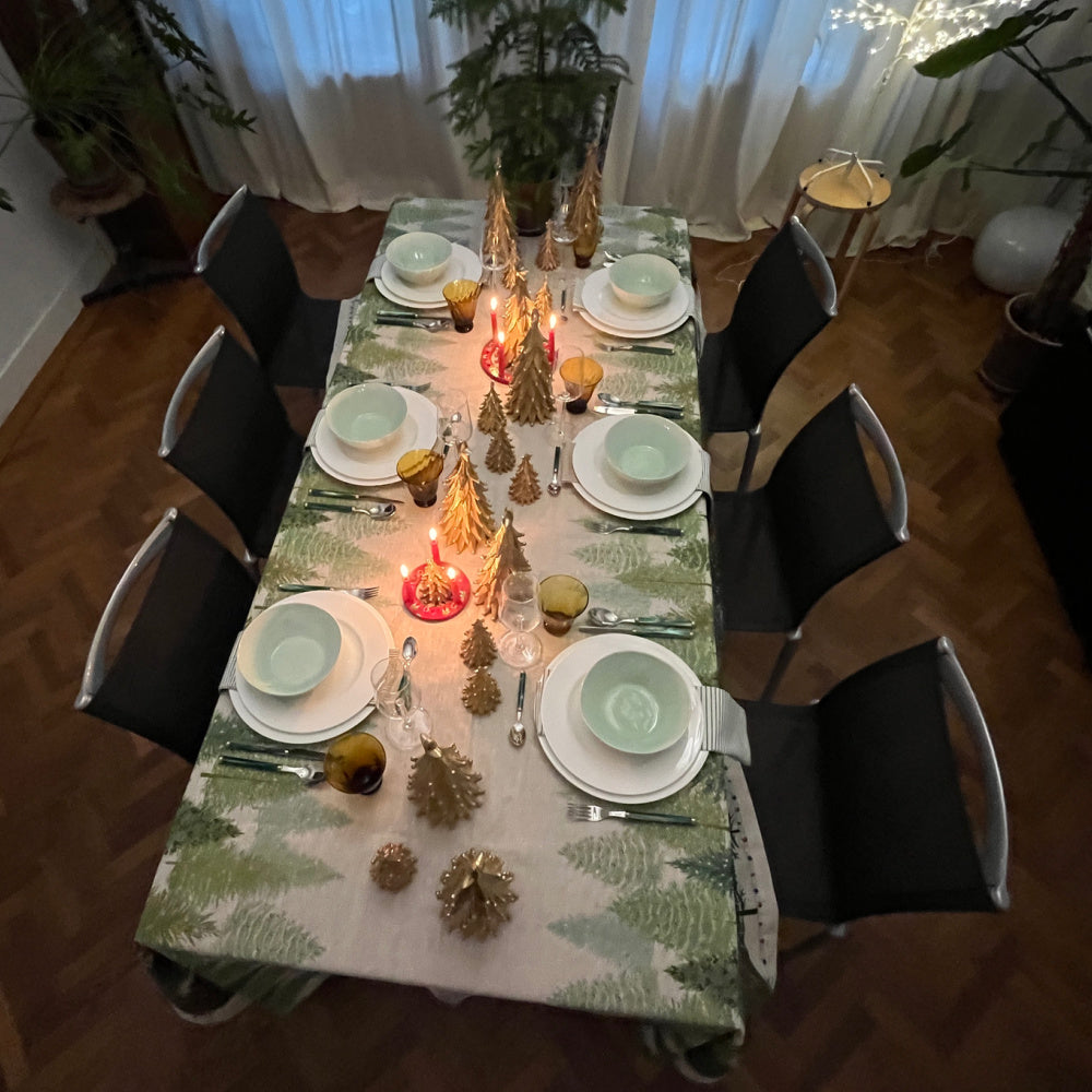 Fairy Trees linnen kersttafelkleed en loper met magisch mooi versierde kerstbomen, kies je formaat