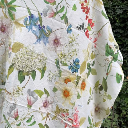 Linnen tafelkleed Ibisco met hibiscus en heel veel andere bloemen, kies je formaat (ook rond en als tafelloper)