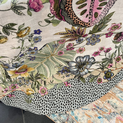 Linnen tafelkleed Biloba met bloemenfantasieprint, kies je formaat (ook rond en als tafelloper)