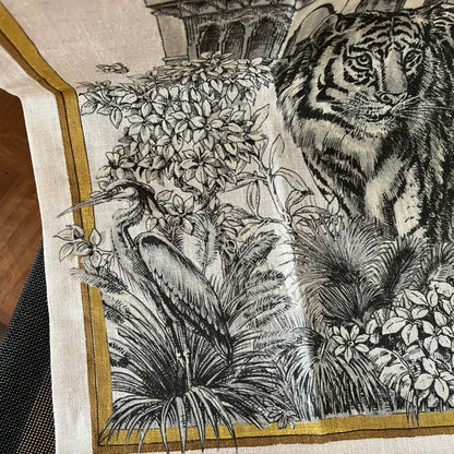 Tantra linnen tafelkleden en loper met tijger, olifant, Indiase paleizen en palmen, kies je formaat
