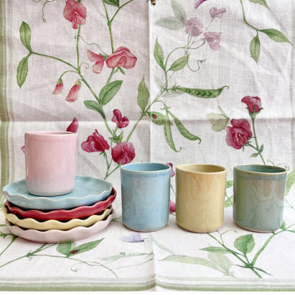 Gresnovo zacht roze klein bordje met geschubt randje (rose fondant) | Ø13 cm