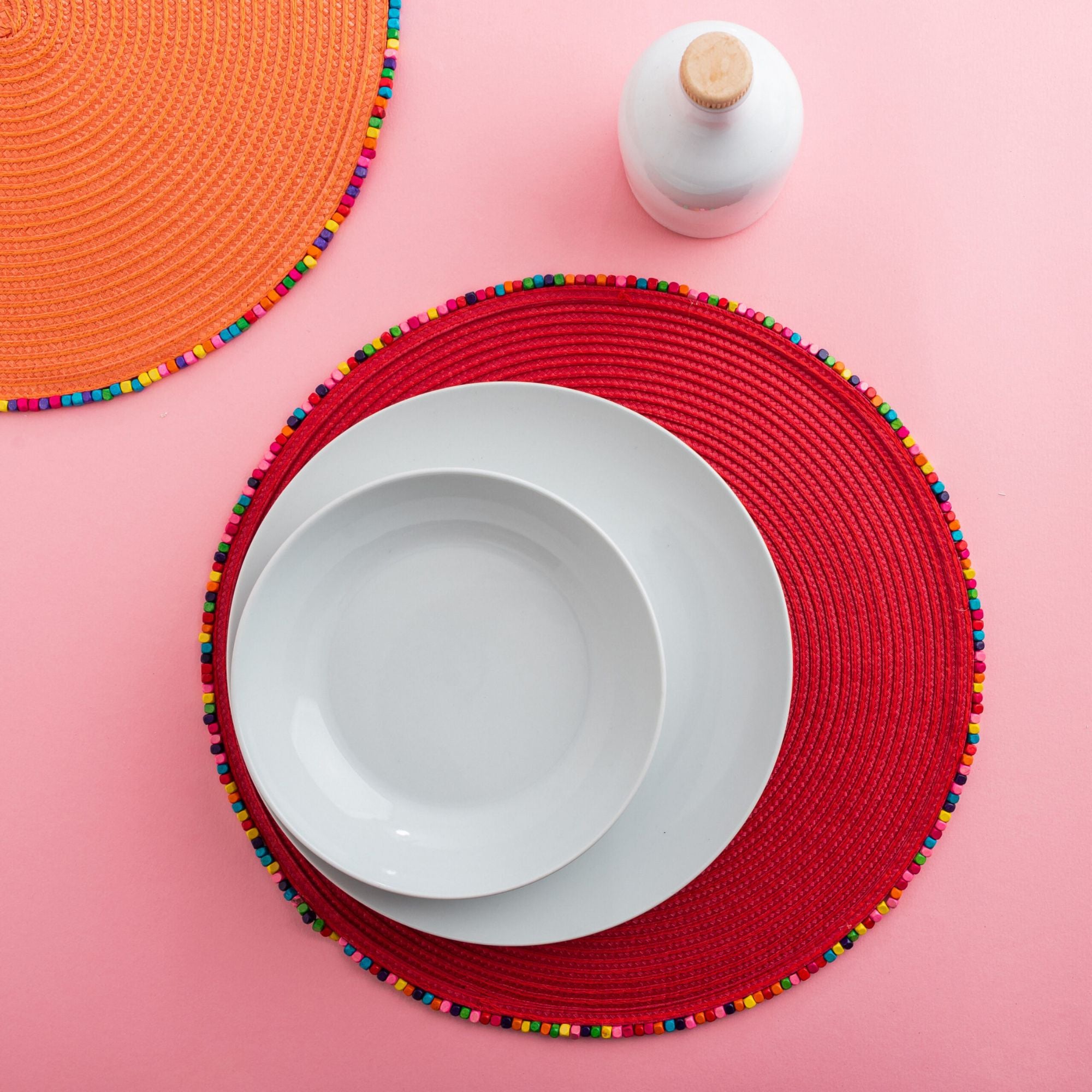 Arca ronde placemats met gekleurde kraaltjes, kies uit turquoise, geel, oranje, rood, zwart